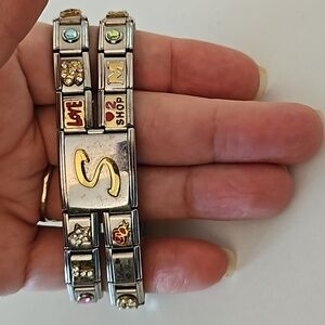 **Clearance** Americana stretch bracelet ❤️ 3 for $15